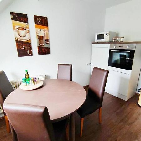 Gemuetliches Apartment Naehe Du Zentrum/Uni/Hbf/A40 Duisburg Buitenkant foto